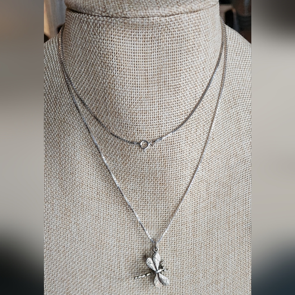 Silver Dragonfly Pendant Necklace 925 sterling 30 inch box chain